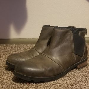Sorel Chelsea Emelie boots